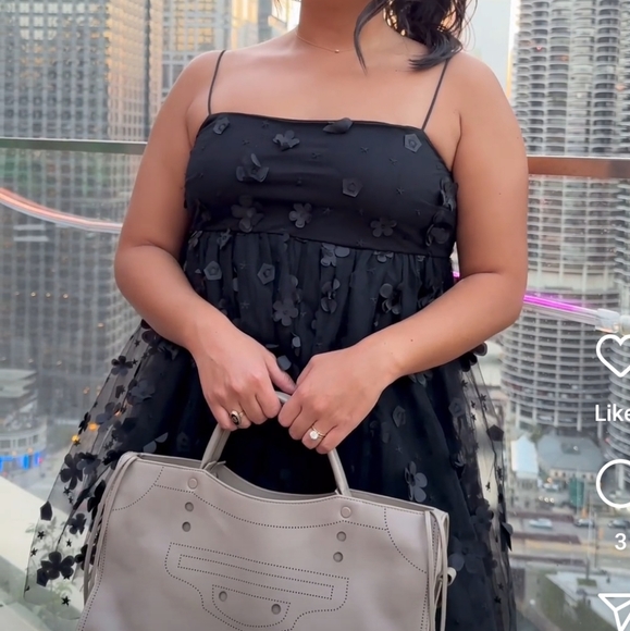 NWT Trixxi Mesh Floral Babydoll Dress Size Medium - Picture 3 of 4